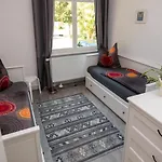 Lägenhet Moderne Ferienwohnung Am Thueringer Wald Perfekt Fuer Familien, Paare & Urlaub Mit Hund, Mit Sauna & Balkon