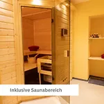 Lägenhet Moderne Ferienwohnung Am Thueringer Wald Perfekt Fuer Familien, Paare & Urlaub Mit Hund, Mit Sauna & Balkon