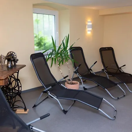 Moderne Am Thueringer Wald Perfekt Fuer Familien, Paare & Urlaub Mit Hund, Mit Sauna & Balkon Apartman