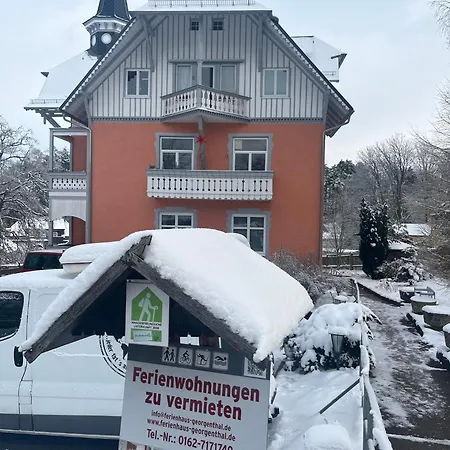 Moderne Am Thueringer Wald Perfekt Fuer Familien, Paare & Urlaub Mit Hund, Mit Sauna & Balkon Apartamento Georgenthal (Thuringia)