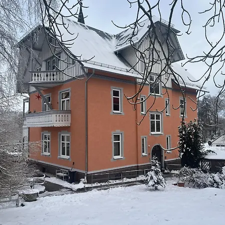 Moderne Am Thueringer Wald Perfekt Fuer Familien, Paare & Urlaub Mit Hund, Mit Sauna & Balkon Georgenthal