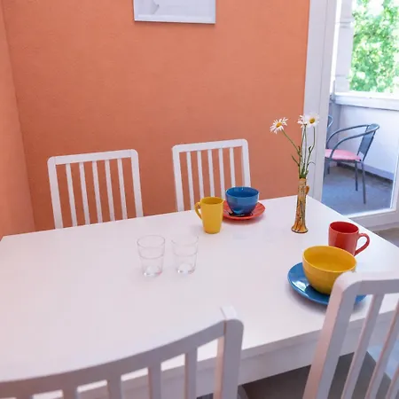 Moderne Am Thueringer Wald Perfekt Fuer Familien, Paare & Urlaub Mit Hund, Mit Sauna & Balkon Apartman