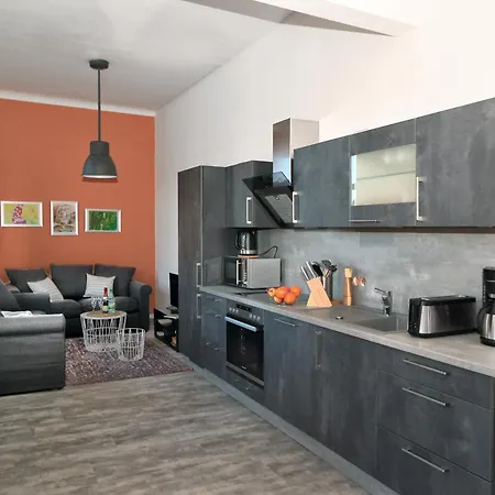Moderne Am Thueringer Wald Perfekt Fuer Familien, Paare & Urlaub Mit Hund, Mit Sauna & Balkon