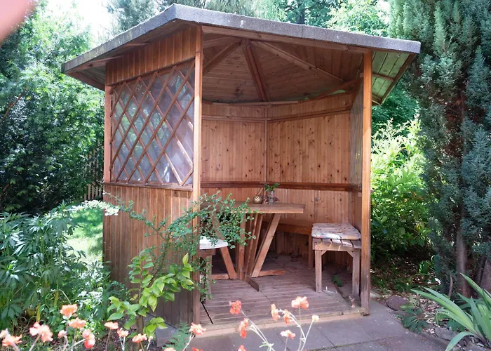 Moderne In Alter * Georgenthal (Thuringia)