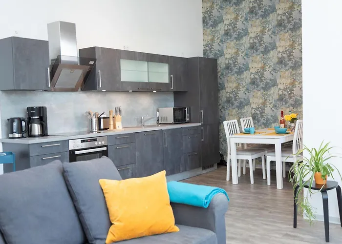 Moderne In Alter Διαμέρισμα